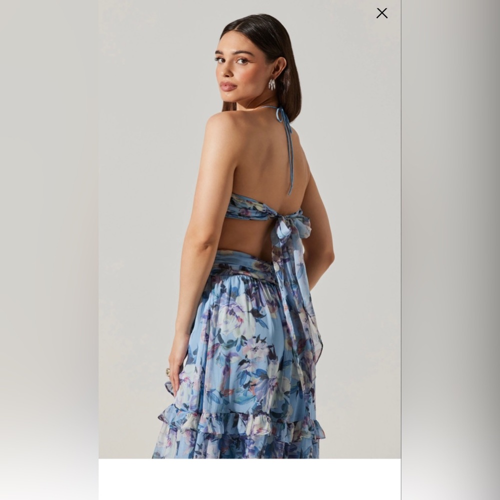 ASTR The Label KITSUNE FLORAL MAXI DRESS